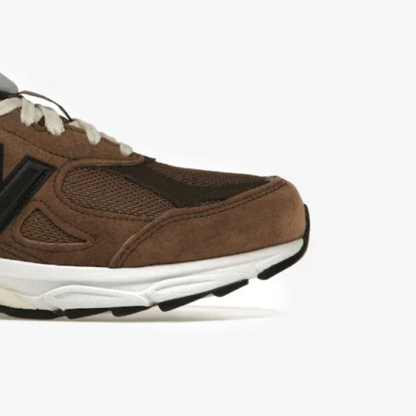 JJJJound 990v3 'Montral'