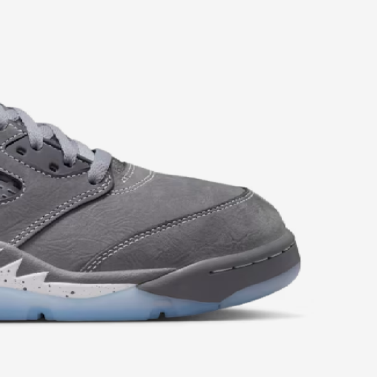 5 Wolf Grey